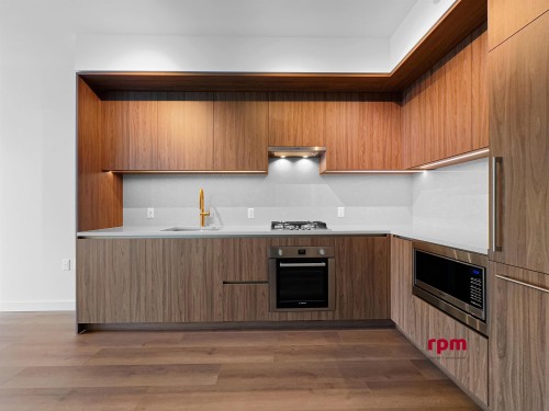 4xx-5987 Wilson Avenue , Burnaby, BC V5H 0L7 2
