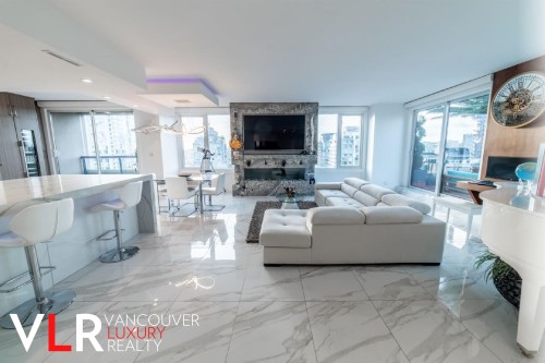 PH-199 Drake Street , Vancouver, BC V6Z 2Y8 2