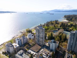 306-2055 Pendrell Street  Vancouver, BC V6G 1T9
