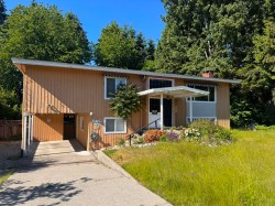 21729 124 Avenue  Maple Ridge, BC V2X 4H6