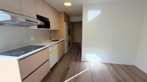 one bedroom-xx 63 Avenue W, Vancouver, BC V5X 2H6 3