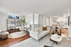 409-328 11th Avenue E Vancouver, BC V5T 4W1