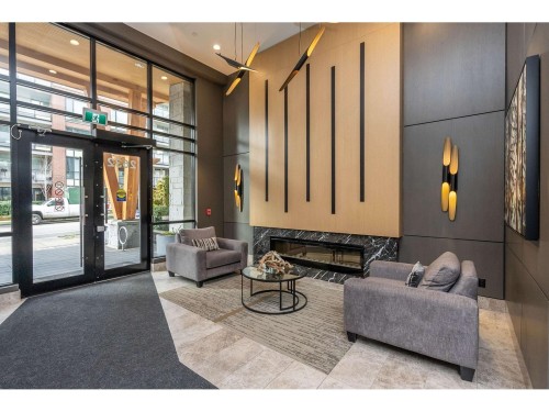 306-2632 Library Lane , North Vancouver, BC V7J 0B8 2