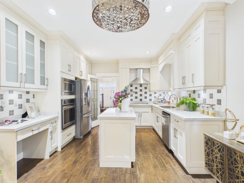 7553 Newcombe Street, Burnaby, BC 
