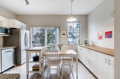 26-8533 Cumberland Place  Burnaby, BC V3N 5C1