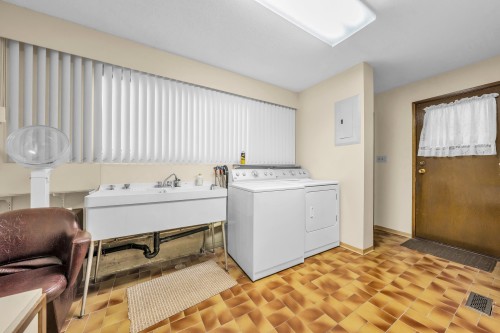 4195 Nanaimo Street, Vancouver, BC 