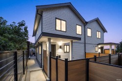 1-3438 Triumph Street  Vancouver, BC V5K 1T8