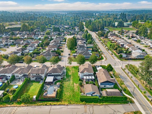 23217 117 Avenue, Maple Ridge, BC 