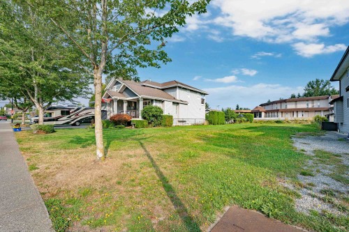 23217 117 Avenue, Maple Ridge, BC 