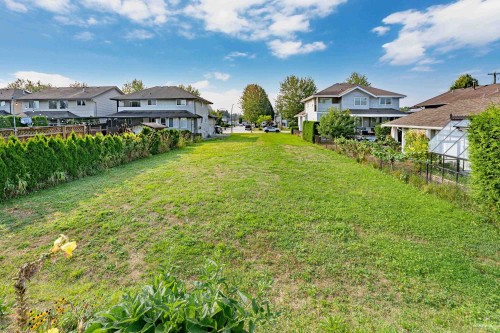 23217 117 Avenue, Maple Ridge, BC 