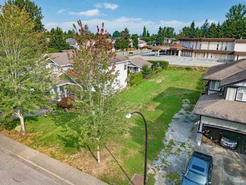 23217 117 Avenue, Maple Ridge, BC 