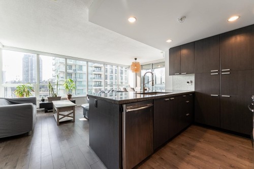 905-2232 Douglas Road, Burnaby, BC 