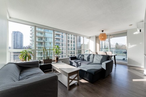 905-2232 Douglas Road, Burnaby, BC 