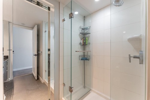 905-2232 Douglas Road, Burnaby, BC 