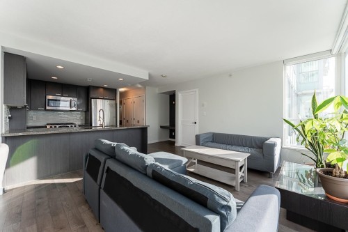 905-2232 Douglas Road, Burnaby, BC 