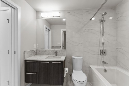305-4963 Cambie Street, Vancouver, BC 