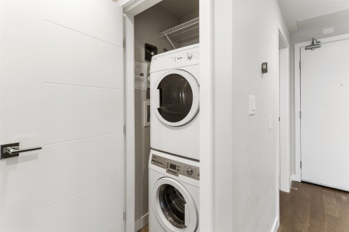 305-4963 Cambie Street, Vancouver, BC 