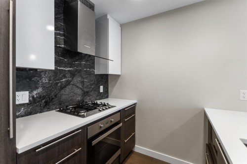 305-4963 Cambie Street, Vancouver, BC 
