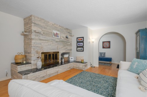 12795 Fern Crescent, Maple Ridge, BC 
