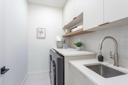 1-5459 Forglen Drive, Burnaby, BC 