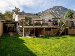 38876 Buckley Avenue Squamish, BC V8B 0C9