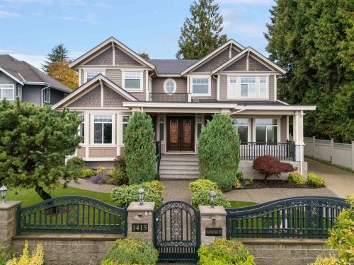 1415 Nanaimo Street  New Westminster, BC V3M 2G3