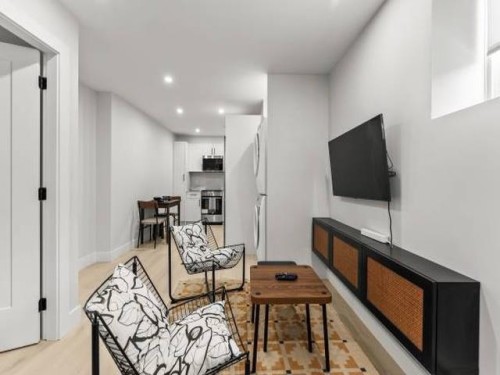 Basement-32xx E 44th Avenue , Vancouver, BC V5R 3B1 2