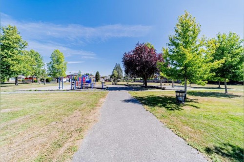 7215 Frobisher Drive , Richmond, BC V7C 4P8 2