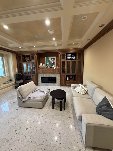 4387 4387 William Street , Burnaby, BC V6G 3H7 4