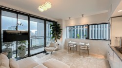 2005-838 W Hastings Street Vancouver, BC V6C 0A6
