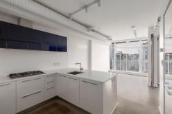 1505-108 1st Avenue E Vancouver, BC V5T 0E4