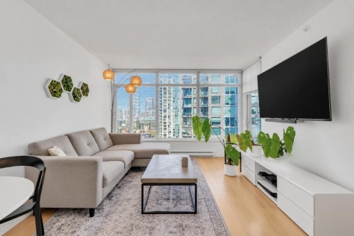 2102-888 Homer Street  Vancouver, BC V6B 0H7