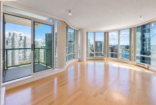 1907-1067 Marinaside Crescent , Vancouver, BC V6Z 3A4 4