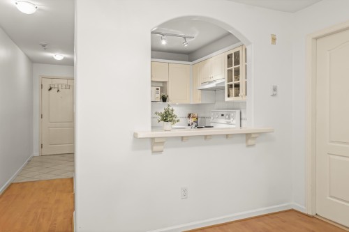 205-5900 Dover Crescent, Richmond, BC 