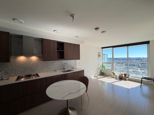 19F-433 Sw Marine Drive , Vancouver, BC V5X 0H5
