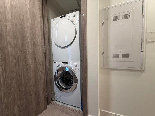 19F-433 Sw Marine Drive , Vancouver, BC V5X 0H5 5