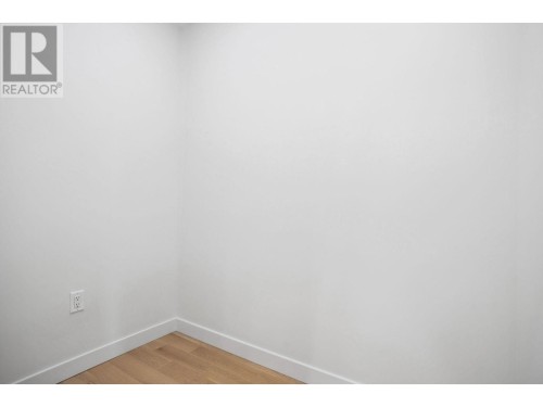 502-239 Keefer Street , Vancouver, BC V6A 1X6 4