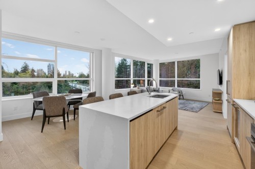 405-423 6th St , West Vancouver, BC V7T 1A4 5