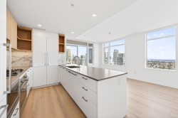2809-6468 Willingdon Avenue Burnaby, BC V5H 0L3