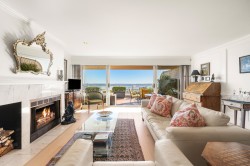102-2274 Folkestone Way  West Vancouver, BC V7S 2X7
