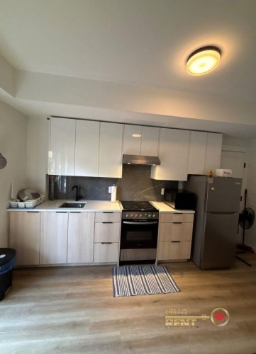 6a-237 Ridgeway Avenue , North Vancouver, BC V7L 0H6 2