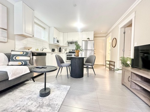 2129 46th Avenue E, Vancouver, BC V5P 1P3 2