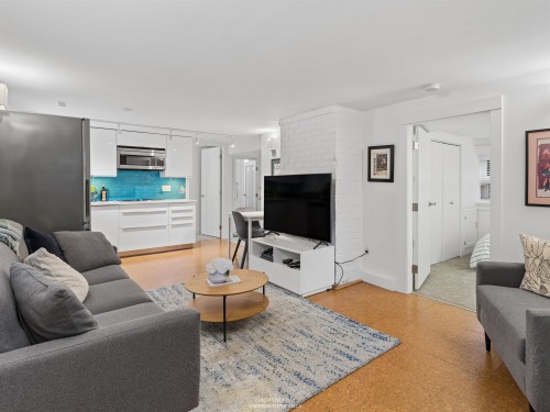 1204 14Th Avenue E, Vancouver, BC 
