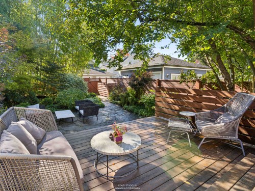 1204 14Th Avenue E, Vancouver, BC 