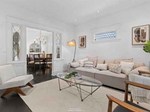 1204 14Th Avenue E, Vancouver, BC 