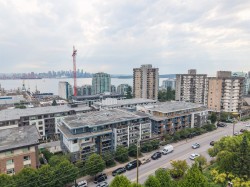 414-221 3rd Street E North Vancouver, BC V7L 0C1