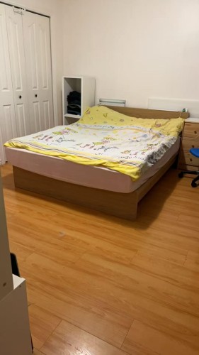 2000 East 2nd Avenue , Vancouver, BC V5M 1E3 4