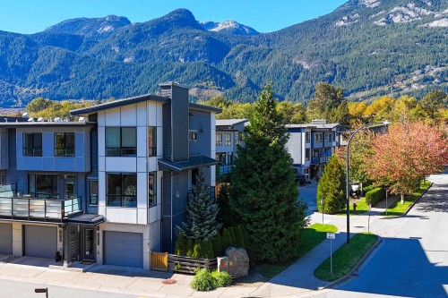 38375 Eaglewind Boulevard  Squamish, BC V8B 0S2