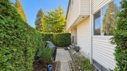 29-3417 49th Avenue E Vancouver, BC V5S 1M1
