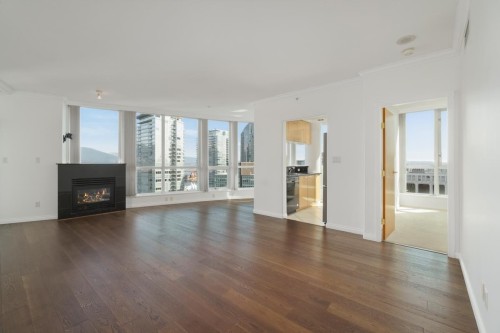 3501-1111 Pender Street W, Vancouver, BC V6E 2P4 2